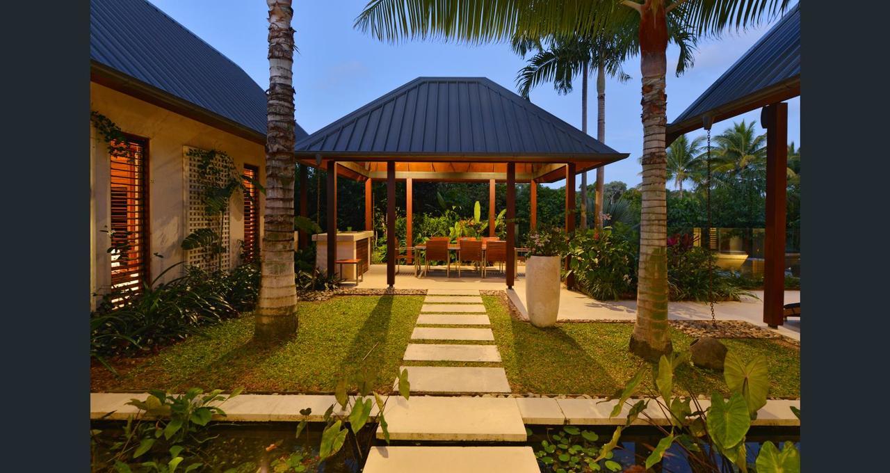 Niramaya Villas And Spa Порт Дуглас Экстерьер фото